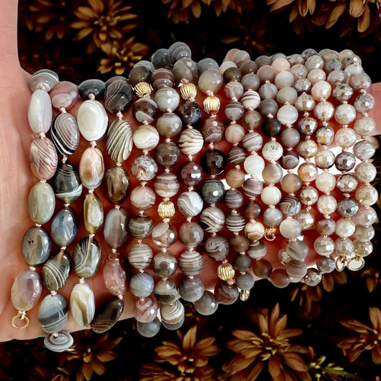 Botswana Agate Oval Gemstone Necklace